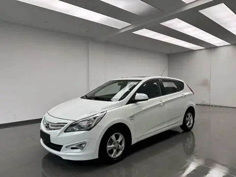 Hyundai Reina 2014