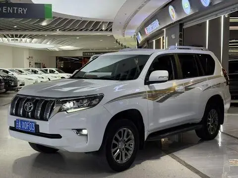 Toyota Prado 2018 — фото 1