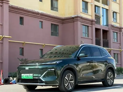 Geely 星舰7 EM-i 2025