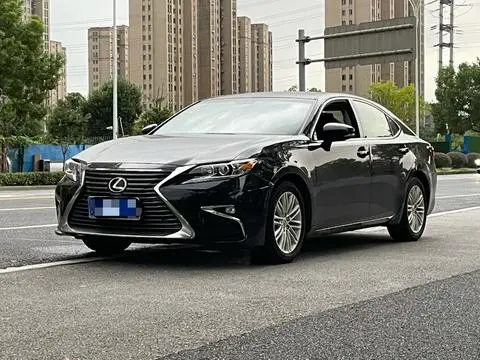Lexus ES 2015