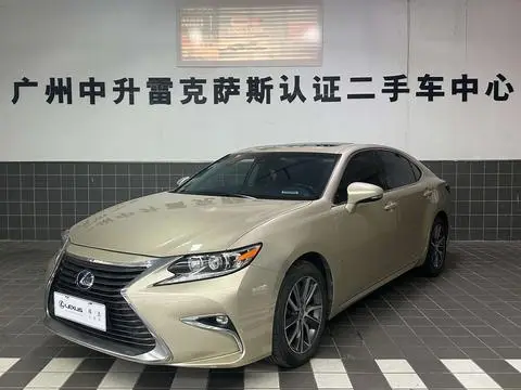 Lexus ES 2015