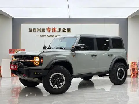 Ford Bronco 2024