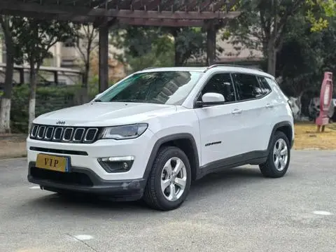 Jeep 指南者 2017