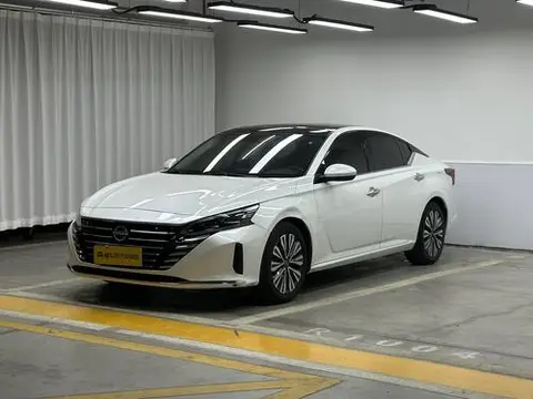 Nissan Teana 2022