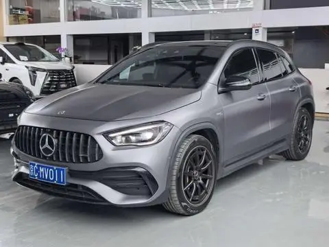 Mercedes-Benz GLA AMG 2021