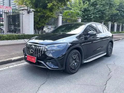 Mercedes-Benz EQE SUV 2024