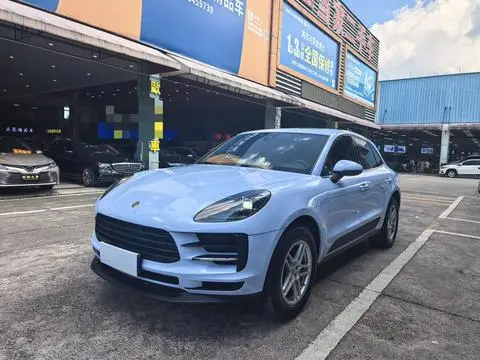 Porsche Macan 2018 — фото 1