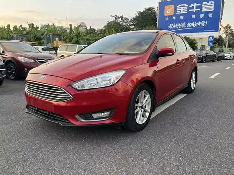 Ford Focus 2015 — фото 1