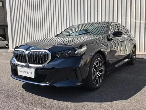 BMW i5 2025