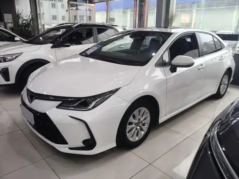 Toyota Corolla 2022 — фото 1