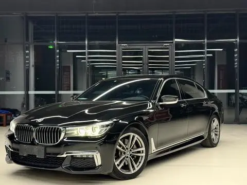 BMW 7 Series 2018 — фото 1