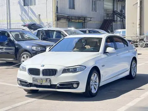 BMW 5 Series 2013 — фото 1