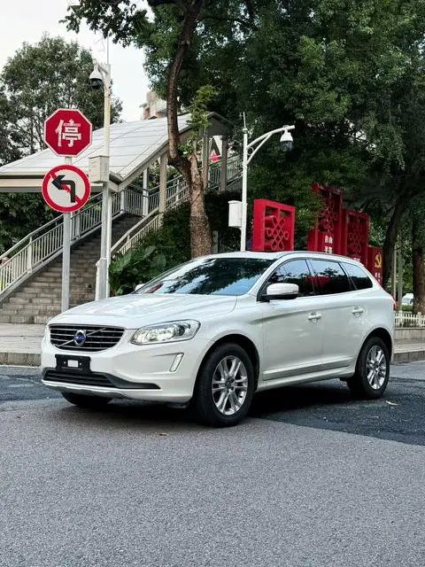 Volvo XC60 2015