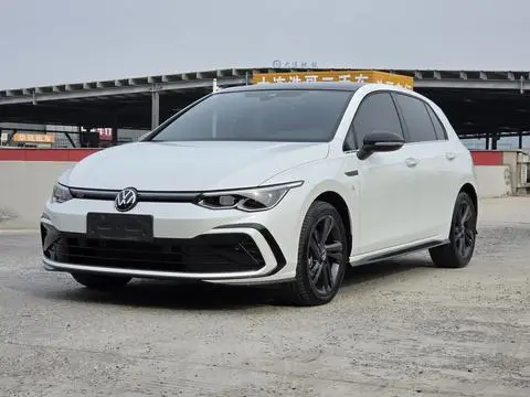 Volkswagen Golf 2021