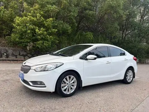 Kia K3 2015 — фото 1