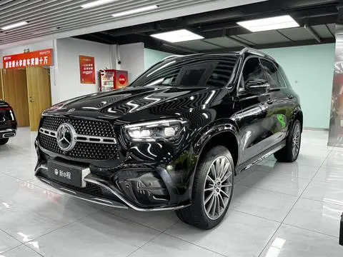 Mercedes-Benz GLE 2024 — фото 1