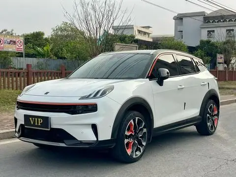 Lynk & Co 06 2020
