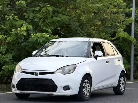 MG 3 2013