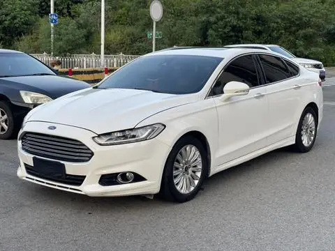 Ford 蒙迪欧 2013