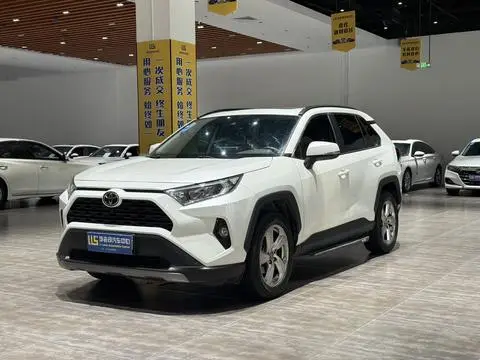 Toyota RAV4 2021