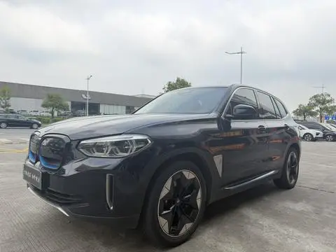 BMW iX3 2021