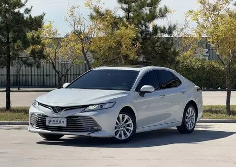 Toyota Camry 2019