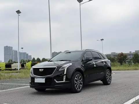 Cadillac XT5 2022 — фото 1