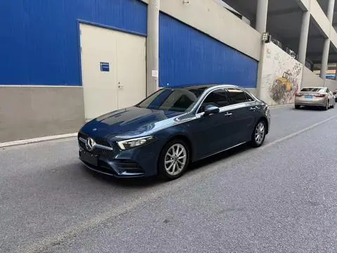 Mercedes-Benz A-Class 2019 — фото 1