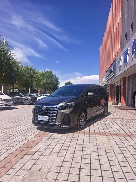 Buick GL8 2023