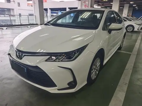 Toyota Corolla 2022 — фото 1