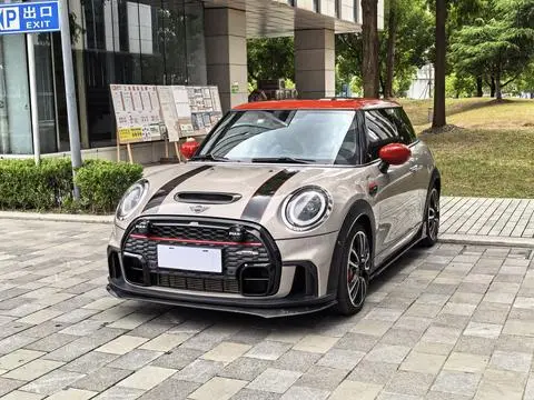 MINI JCW 2022