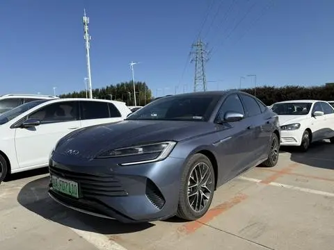 BYD Seal DM 2023 — фото 1