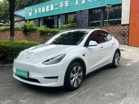 Tesla Model Y 2022 — фото 1