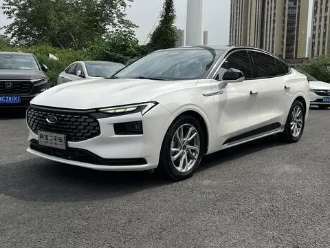 Ford 蒙迪欧 2022 — фото 1