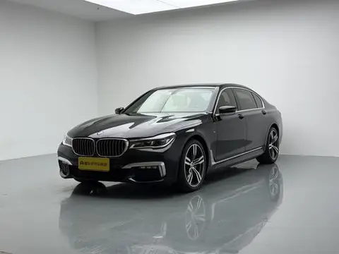 BMW 7 Series 2018 — фото 1