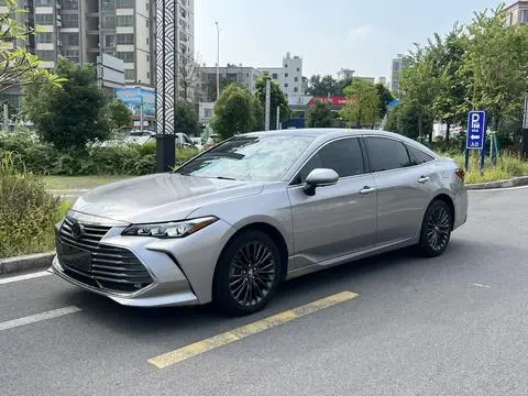 Toyota 亚洲龙 2019