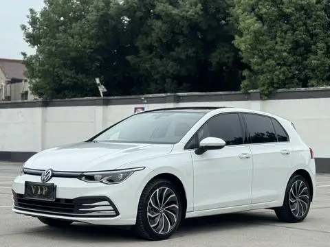Volkswagen Golf 2021