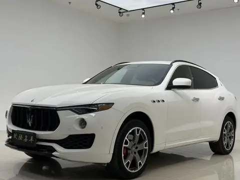 Maserati Levante 2017 — фото 1