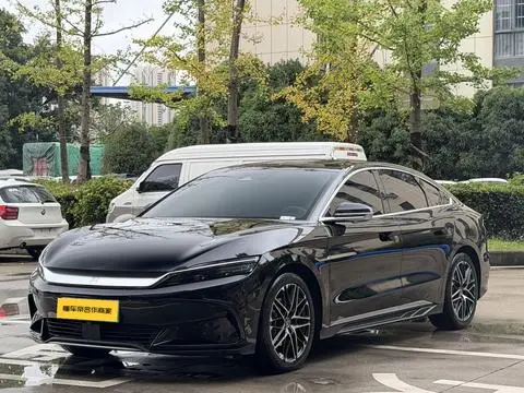 BYD HanEV 2025 — фото 1