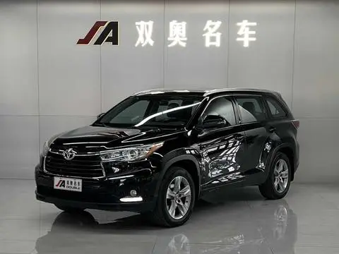 Toyota Highlander 2017 — фото 1