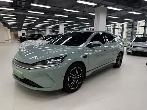 BYD 秦L EV 2025