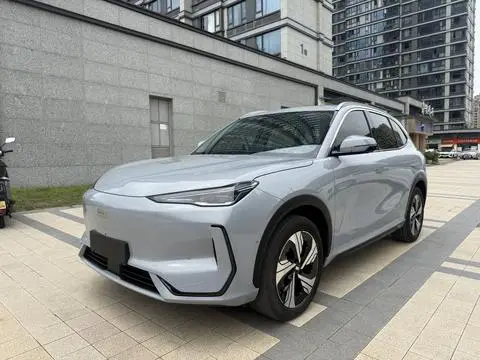 Geely E5 2024 — фото 1