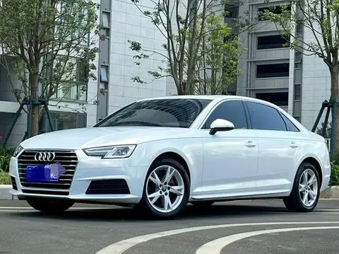 Audi A4L 2018