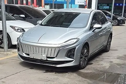 Hongqi E-QM5 2022