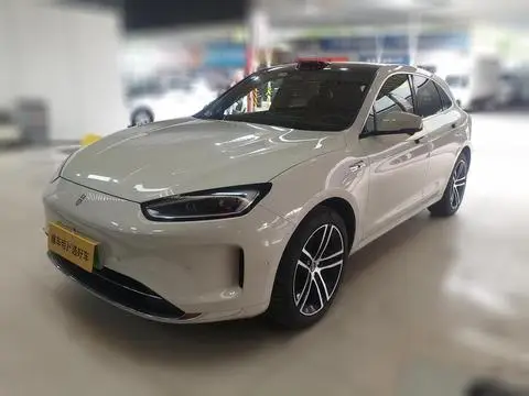 AITO M5 2025