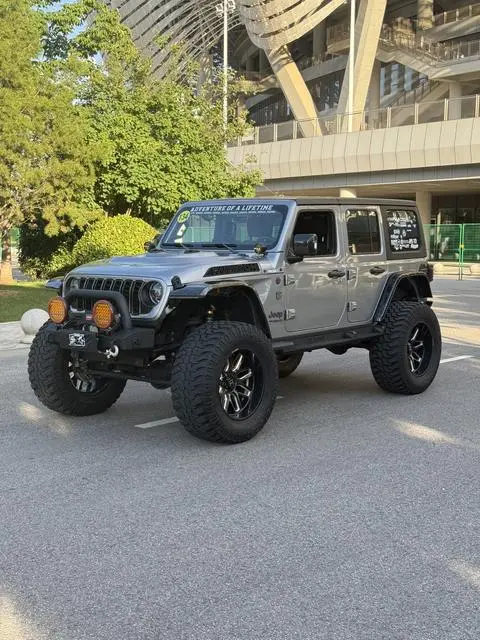 Jeep Wrangler 2020 — фото 1