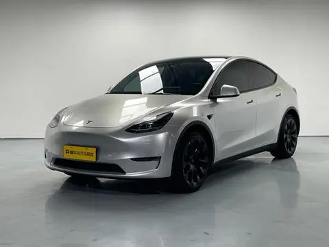 Tesla Model Y 2022 — фото 1