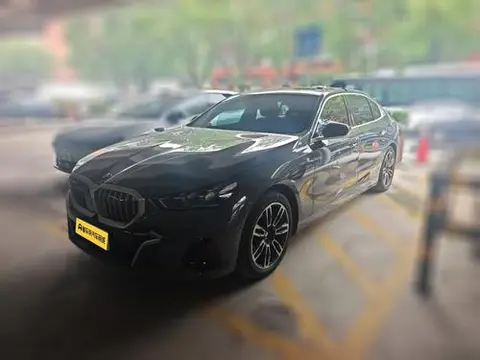 BMW 5 Series 2025