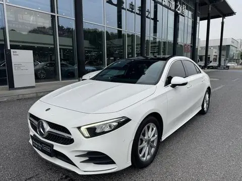 Mercedes-Benz A-Class 2019 — фото 1