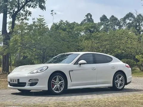 Porsche Panamera 2010